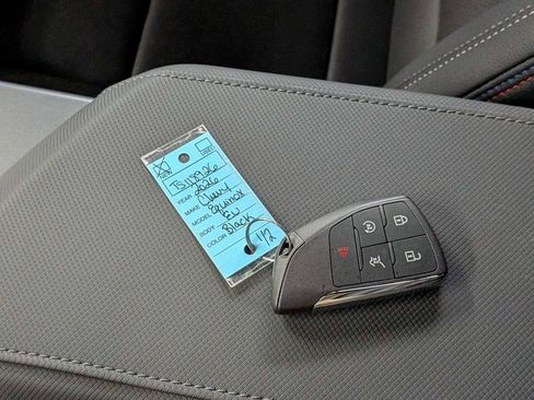 New 2026 Chevrolet Equinox EV RS image 34