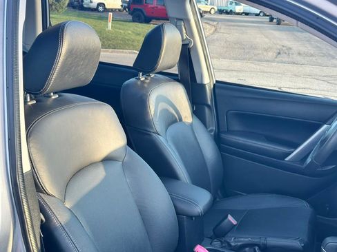 Used 2016 Subaru Forester 2.0XT Touring w/ Eyesight & Navigation System image 22