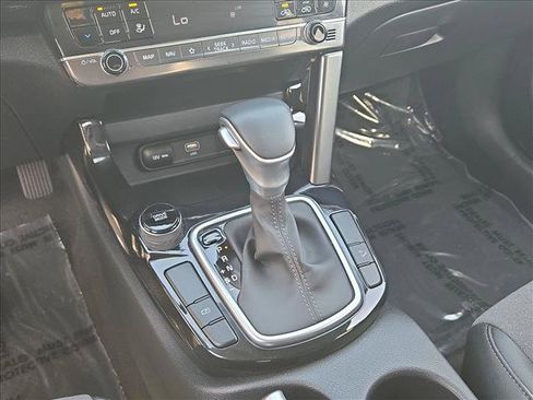 Used 2024 Kia Seltos S FWD image 12