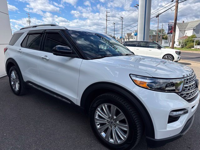 Used 2022 Ford Explorer Limited w/ Equipment Group 301A AWD/4WD image 4