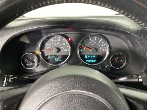 Used 2015 Jeep Wrangler Unlimited Sport w/ Quick Order Package 24S AWD/4WD image 17