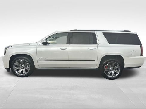 Used 2017 GMC Yukon XL Denali w/ Open Road Package image 2