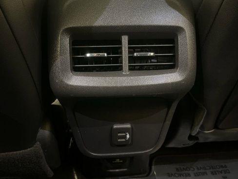 Used 2019 GMC Terrain SLT w/ Preferred Package image 16