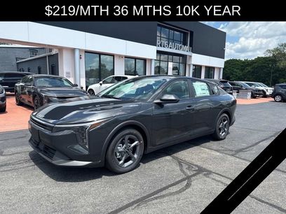New 2025 Kia K4 LXS
