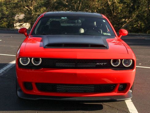 Used 2023 Dodge Challenger SRT Hellcat Redeye image 13