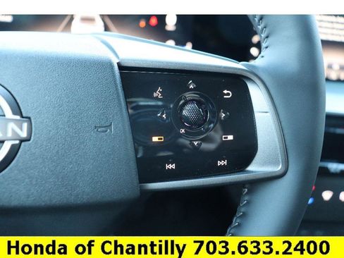 Used 2025 Nissan Murano Platinum image 10