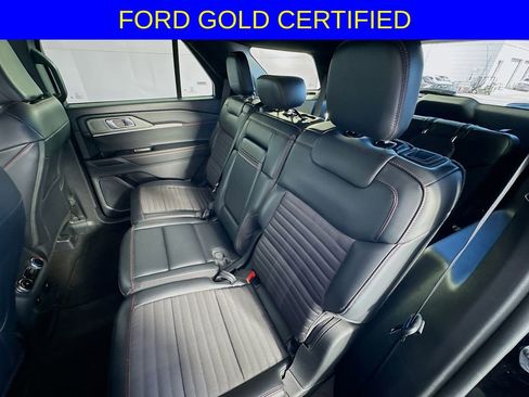 Certified 2025 Ford Explorer ST-Line w/ ST-Line Street Pack image 24