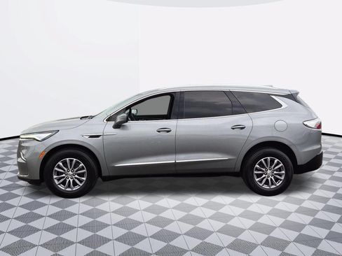 Certified 2023 Buick Enclave Essence AWD/4WD image 4