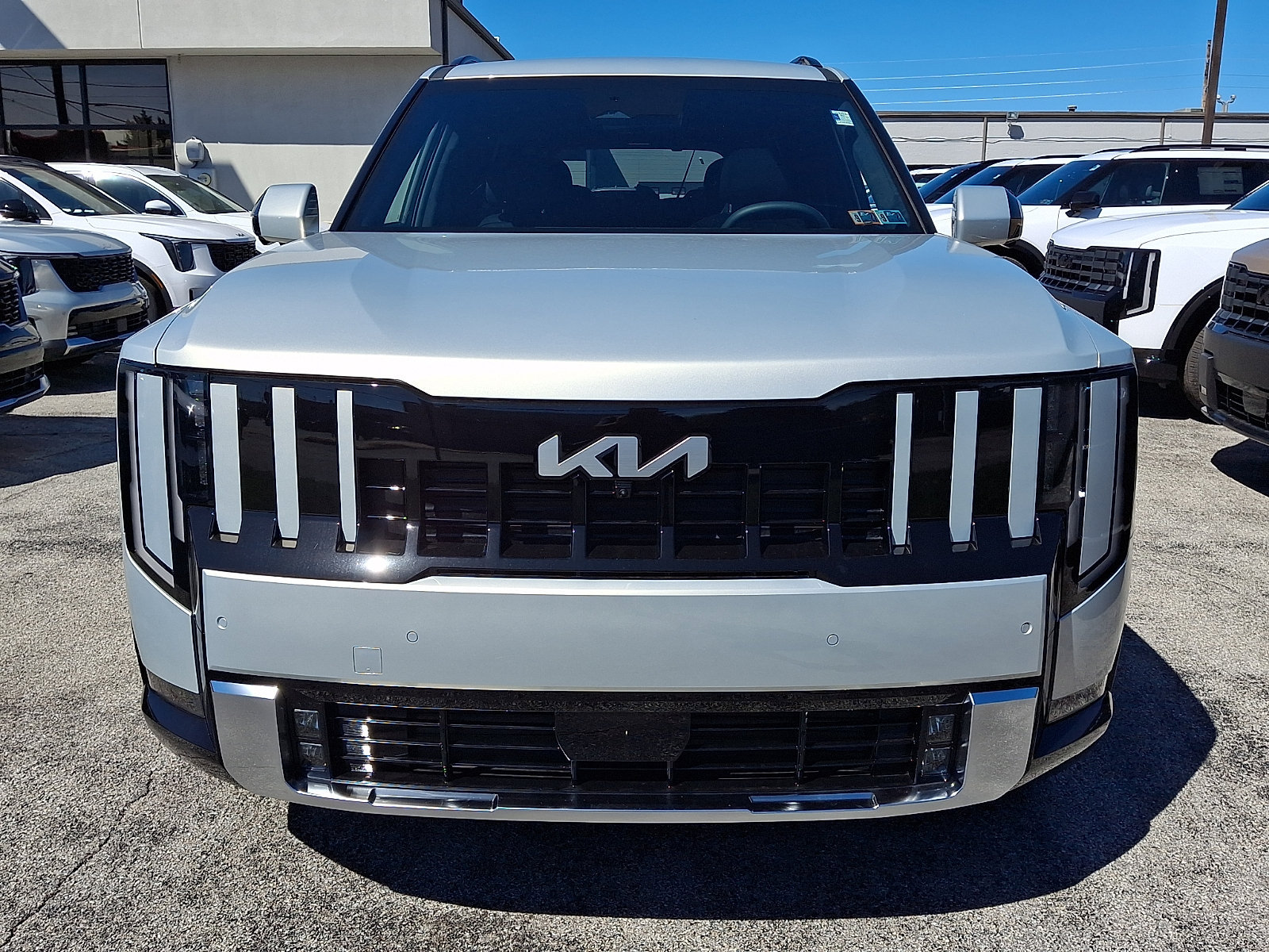 New 2027 Kia Telluride SX Prestige AWD/4WD image 3