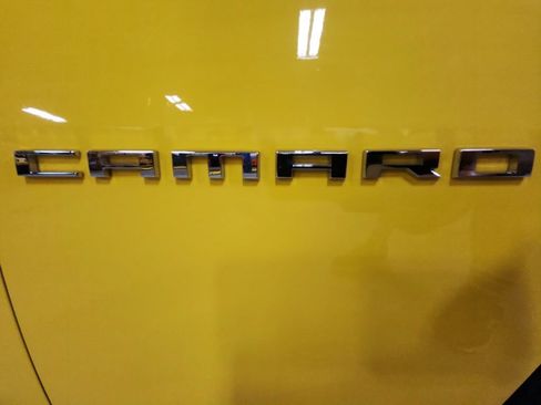 Used 2010 Chevrolet Camaro SS w/ LPO, Ground Effects Package RWD image 37