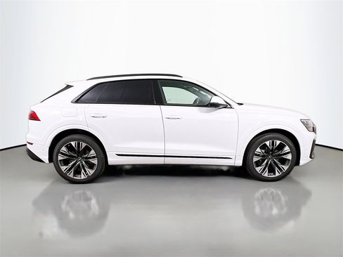 New 2026 Audi Q8 Premium Plus image 8