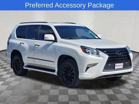 Used 2018 Lexus GX 460 Premium w/ Premium Package AWD/4WD image 3