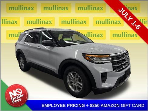 New 2026 Ford Explorer Active RWD image 1