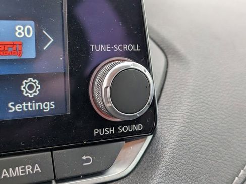 Used 2024 Nissan Sentra SV FWD image 26