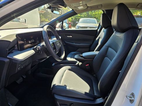 Used 2026 Nissan Leaf SV+ w/ Floor Mat Package (SV+) FWD image 21
