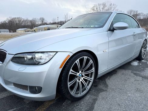 Used 2008 BMW 335i Convertible image 3