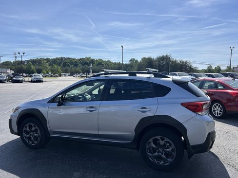 Used 2022 Subaru Crosstrek 2.5i Sport w/ Moonroof Package AWD/4WD image 5