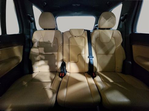 Used 2017 Volvo XC90 T6 Inscription w/ Vision Package image 24