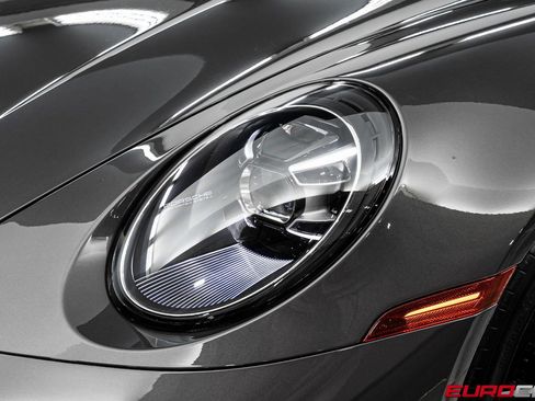 Used 2024 Porsche 911 Turbo S w/ 911 Turbo Sportdesign Package image 12