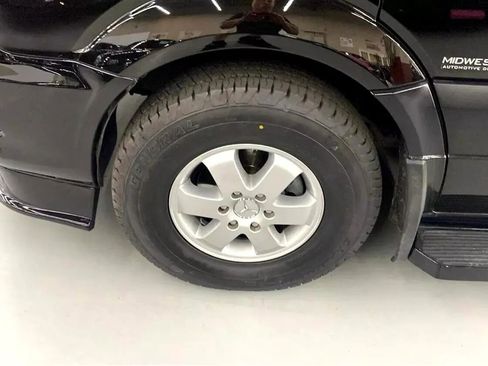 Used 2016 Mercedes-Benz Sprinter 2500 image 27