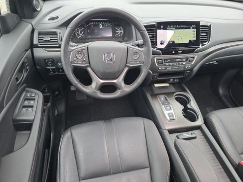 Used 2023 Honda Passport TrailSport image 26