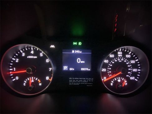 Used 2020 Kia Sportage EX w/ EX Technology Package image 15