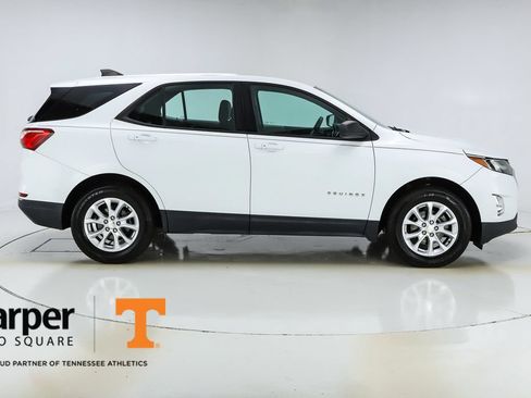 Used 2018 Chevrolet Equinox LS FWD image 46