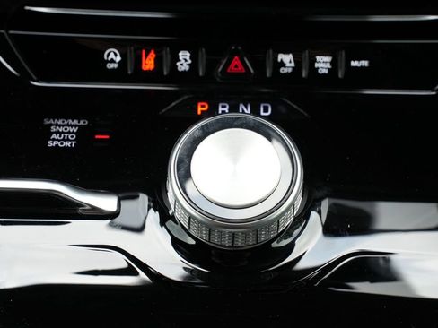 New 2026 Jeep Grand Wagoneer L Limited AWD/4WD image 12