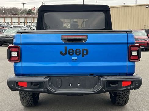 Used 2021 Jeep Gladiator Sport AWD/4WD image 34