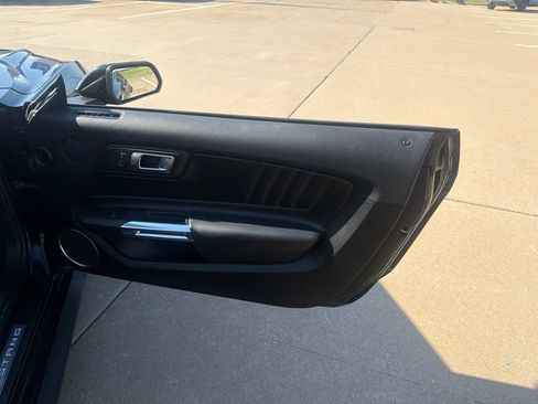 Used 2022 Ford Mustang Premium RWD image 26