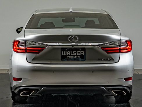 Used 2018 Lexus ES 350 w/ Premier Package FWD image 6