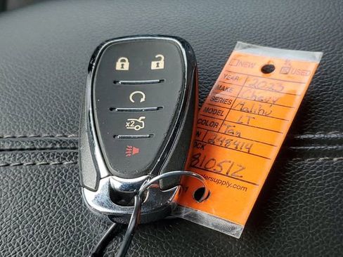 Used 2023 Chevrolet Malibu LT image 36