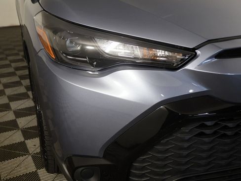 Used 2024 Toyota Corolla Cross AWD Hybrid image 11
