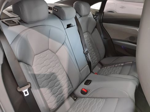 Used 2022 Audi e-tron GT Prestige w/ Prestige Package image 92