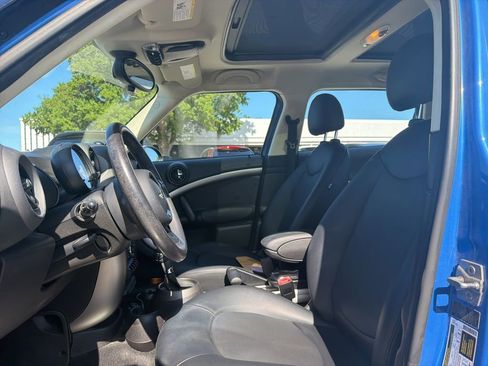 Used 2012 MINI Cooper Countryman FWD image 14