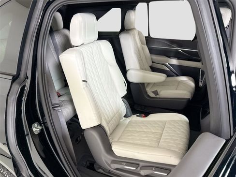 Used 2025 Cadillac Escalade IQ Sport 1 w/ Smart Trailering package image 32