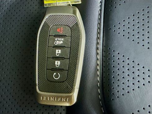 New 2026 INFINITI QX80 4WD w/ Sport Exterior Package image 37