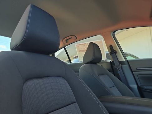 New 2026 Nissan Altima 2.5 SV AWD/4WD image 16