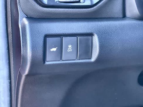 Used 2025 Honda Pilot Touring image 29