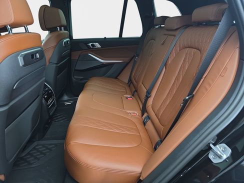 New 2026 BMW X5 M60i AWD/4WD image 14