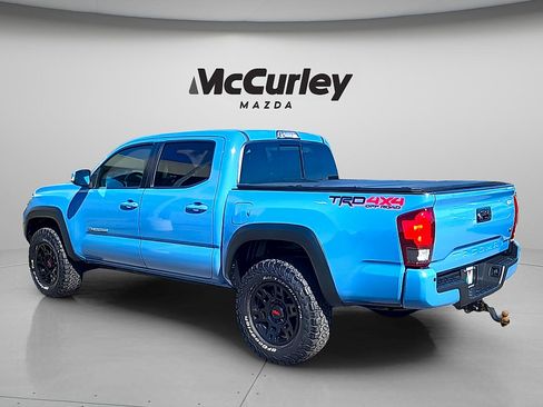 Used 2019 Toyota Tacoma TRD Off-Road w/ TRD Premium Off Road Package AWD/4WD image 5