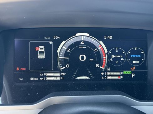 New 2026 Toyota Tundra Platinum AWD/4WD image 17