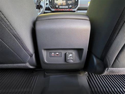 New 2026 Nissan Frontier PRO-4X w/ Pro-4x Convenience Package image 9