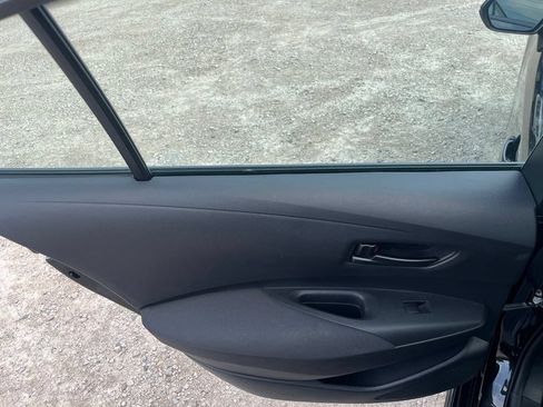 Used 2022 Toyota Corolla LE FWD image 23