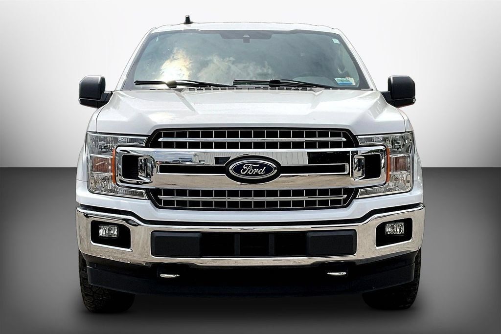 Used 2020 Ford F150 XLT w/ Equipment Group 302A Luxury AWD/4WD image 2