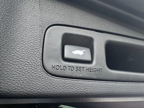 Used 2018 Honda CR-V EX-L image 16