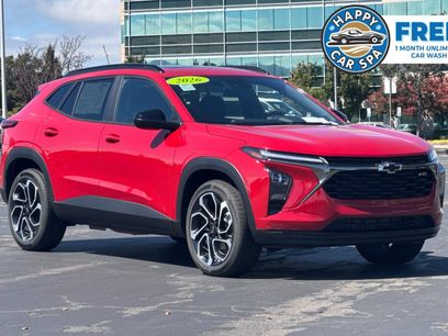 Used 2026 Chevrolet Trax RS w/ Sunroof Package