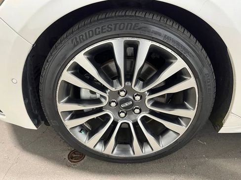 Used 2018 Lincoln Continental Reserve AWD/4WD image 28