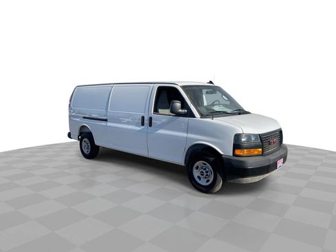 New 2025 GMC Savana 2500 Extended w/ Driver Convenience Package RWD image 2