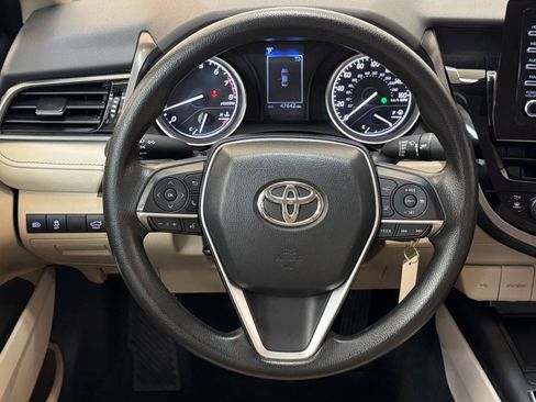 Used 2024 Toyota Camry LE image 4